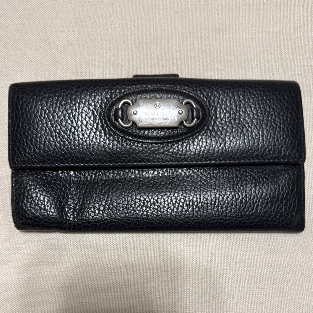 Authentic Gucci Long Bifold Wallet – Black Pebbled Leather